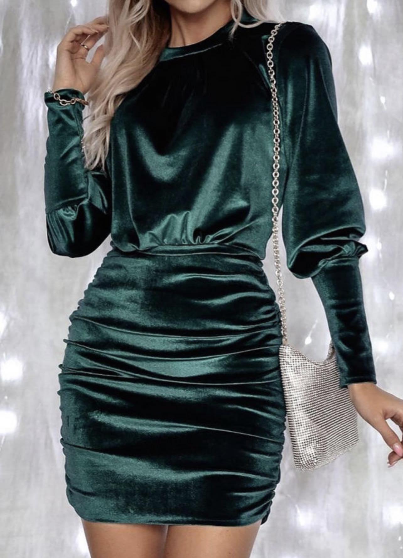 Green Velvet Puff Sleeved Ruched Bodycon Dress